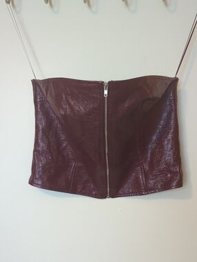Women's Faux Leather Zip-Front Burgundy Crop Top